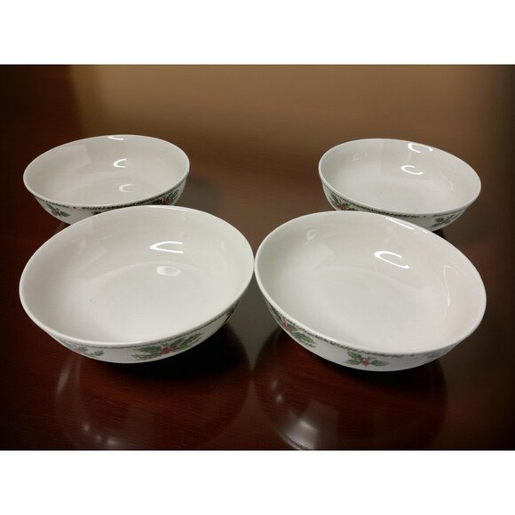 Vintage Set of 4 Ciera Fine Dinnerware Christmas Holly Berries Cereal Soup Bowls - Picture 3 of 10